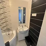 Apartman Lucia *