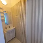 Lucia Apartman *